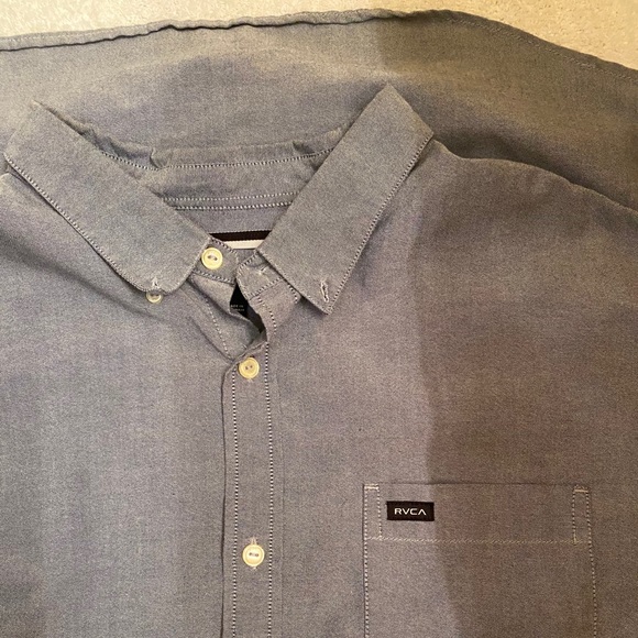 RVCA button up - Picture 1 of 2